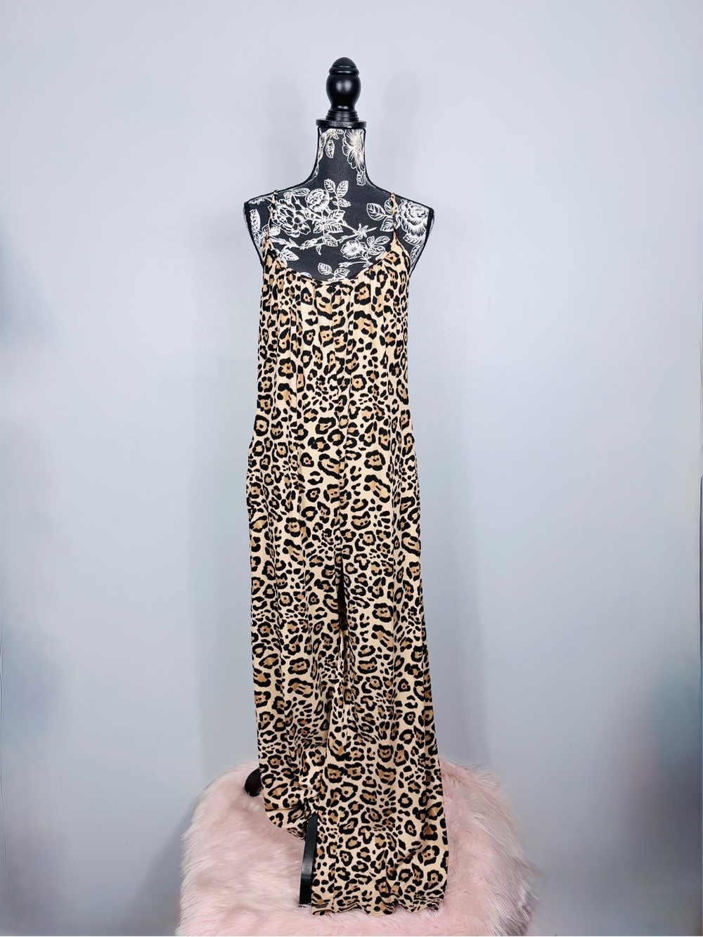 NWT Versona Lola Grace leopard print loose fit long romper size large